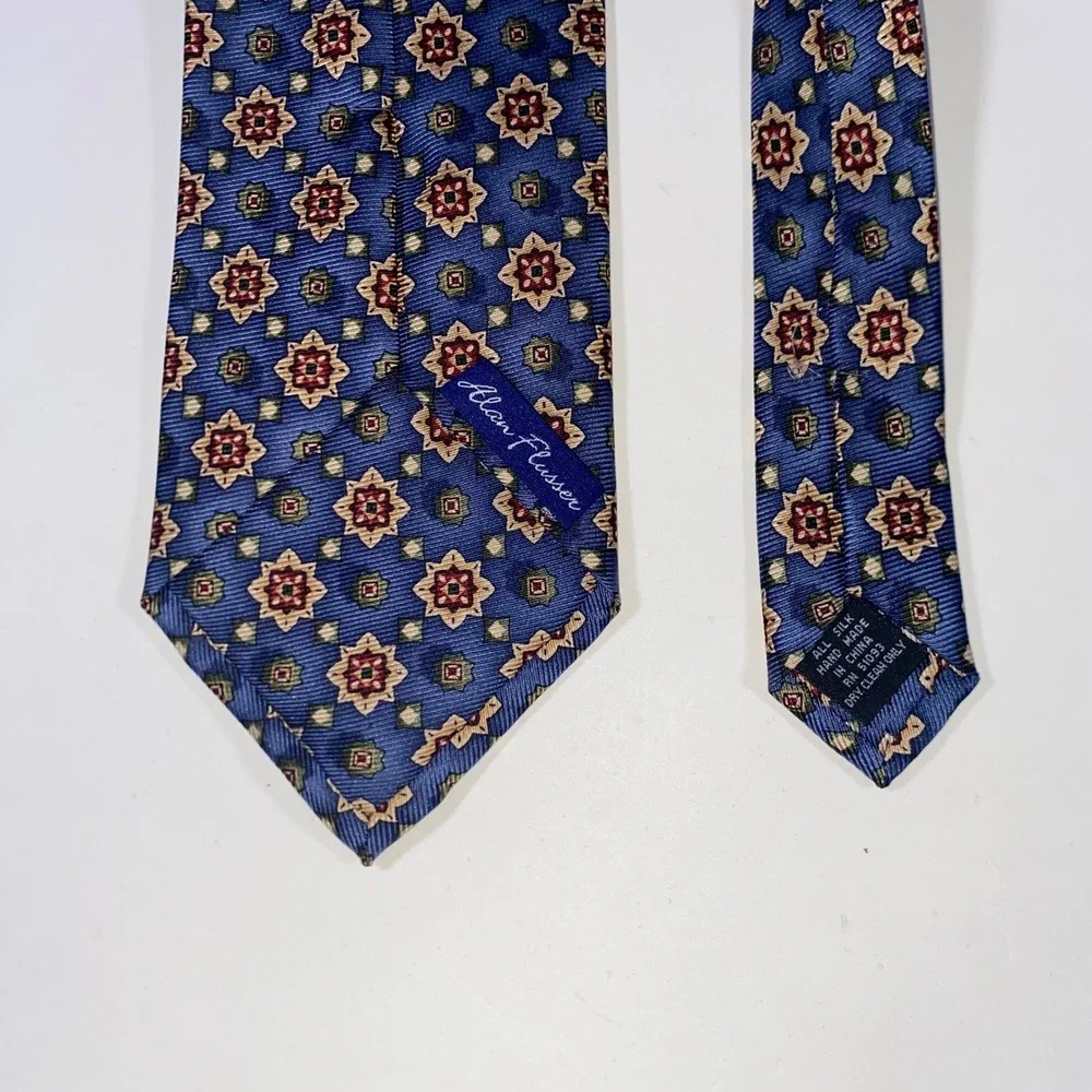Alan Flusser Mens Blue Silk Geometric Medallion Hand Made Necktie Classic Tie